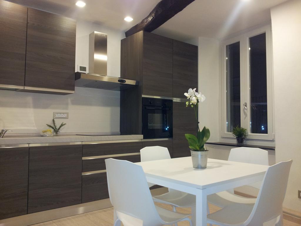 Appartamento Piazzetta La Maddalena Savona Bilik gambar
