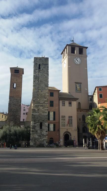 Appartamento Piazzetta La Maddalena Savona Luaran gambar
